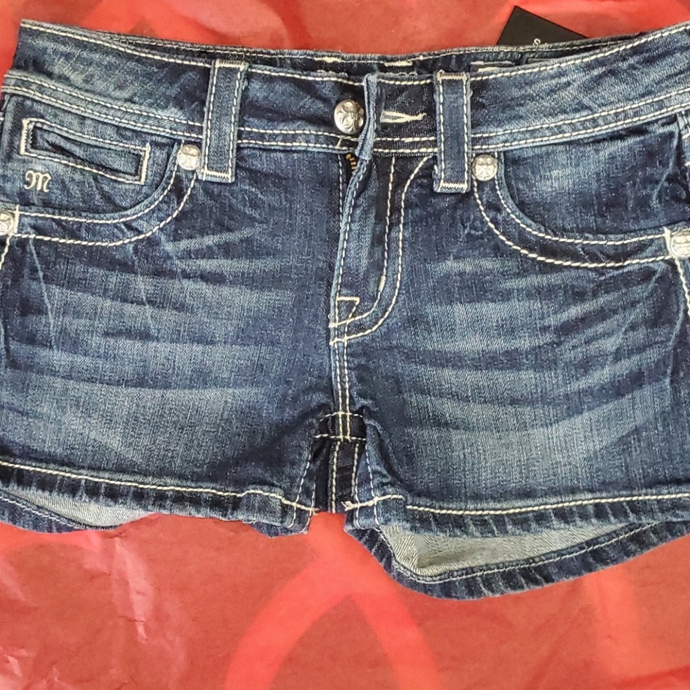 Women short